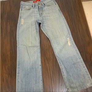 Stone wash X2 distress jeans.